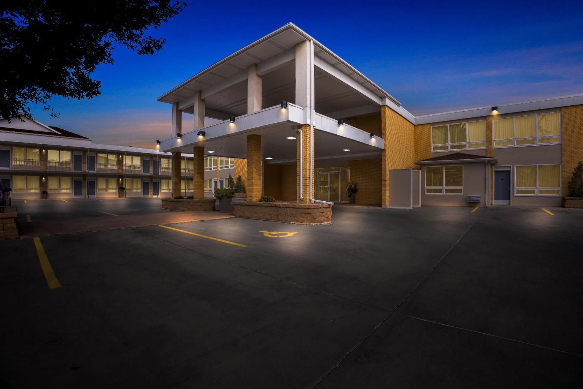 Best Western Lee'S Motor Inn Chamberlain Exterior foto